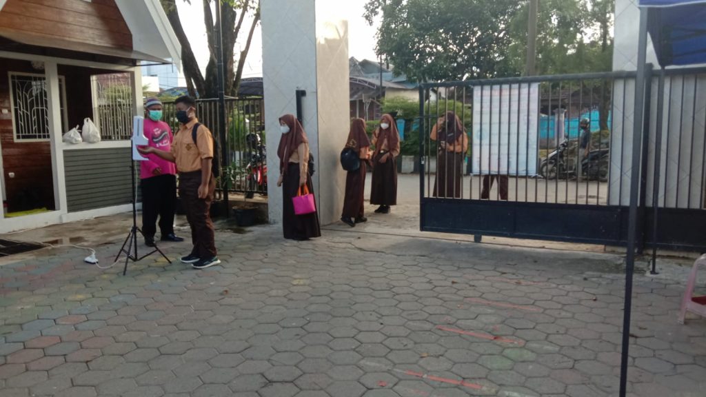 IMG-20211119-WA0008-1024x576 JAM PELAJARAN DIPERPANJANG, SISWA PTM DIMINTA SELALU PROKES