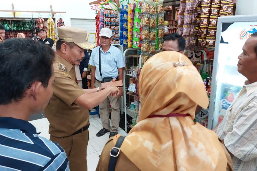 TINJAU PASAR BAUNTUNG BANJARBARU, WARTONO: 13 TITIK ATAP BOCOR AKAN SEGERA DIPERBAIKI