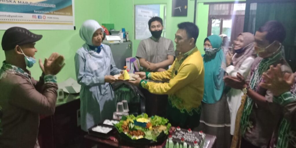 TUNGGU SETAHUN, PRODI PGMI UNISKA MAB RAIH AKREDITASI B