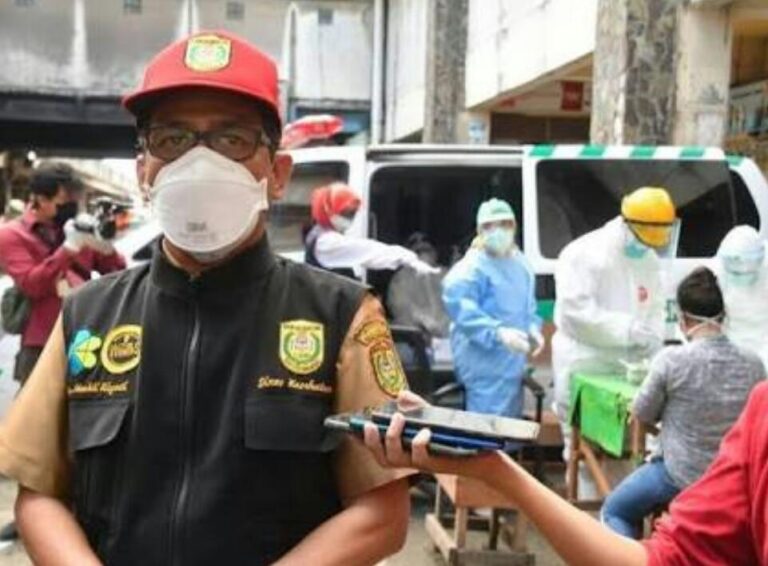 VAKSIN SINOVAC, JUBIR SATGAS COVID-19 BANJARMASIN: NAKES LEBIH DULU