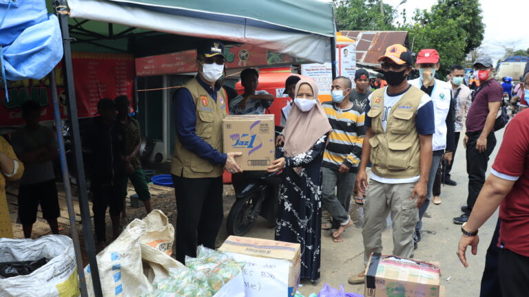PEMKO BANJARBARU KOMITMEN KORBAN BANJIR