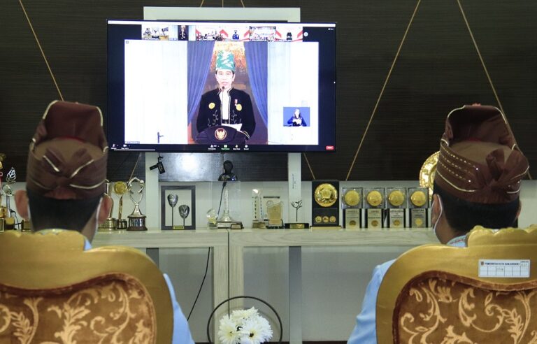 WALI KOTA BANJARBARU IKUTI UPACARA HARI LAHIR PANCASILA SECARA VIRTUAL