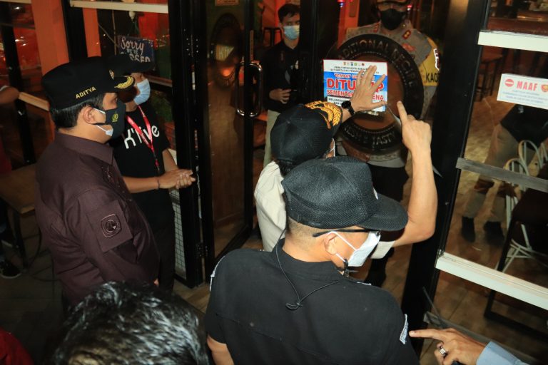 SIDAK PPKM LEVEL IV, WALI KOTA BANJARBARU TUTUP 3 TEMPAT USAHA