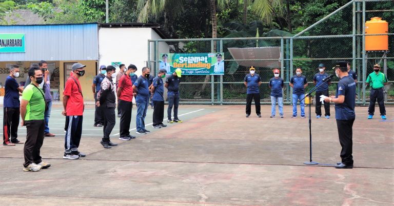 WAKIL WALI KOTA BANJARBARU BUKA TURNAMEN TENIS