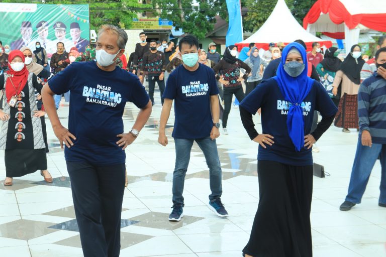 PERINGATAN HUT KORPRI DI PASAR BAUNTUNG