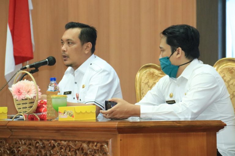 BIMBINGAN TEKNIS WALI KOTA BANJARBARU: TINGKATKAN KOMPETENSI APARATUR