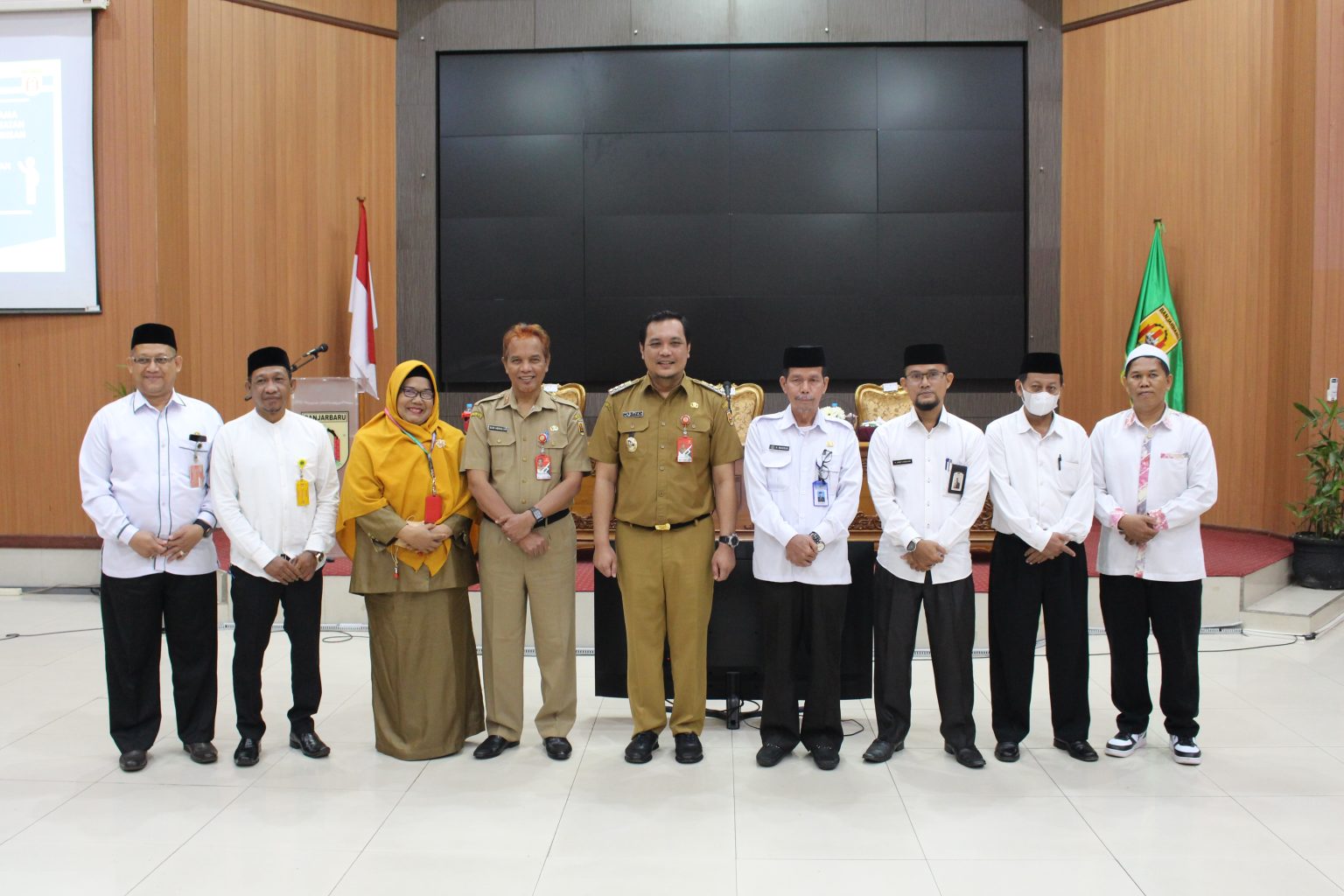 WALI KOTA TANDATANGANI KESEPAKATAN PEMKO DAN KEMENTERIAN AGAMA BANJARBARU