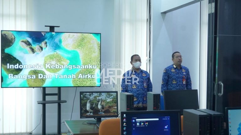 SEBARLUASKAN INFORMASI, DISKOMINFO BANJRBARU GELAR PELATIHAN