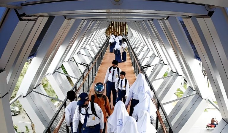 SERING KECOLONGAN, JPO BANJARBARU DUA DIPASANG CCTV DAN PEMBATAS