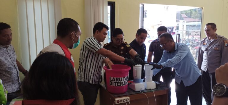 4,08 GRAM SABU DIMUSNAHKAN DI POLRES BANJARBARU