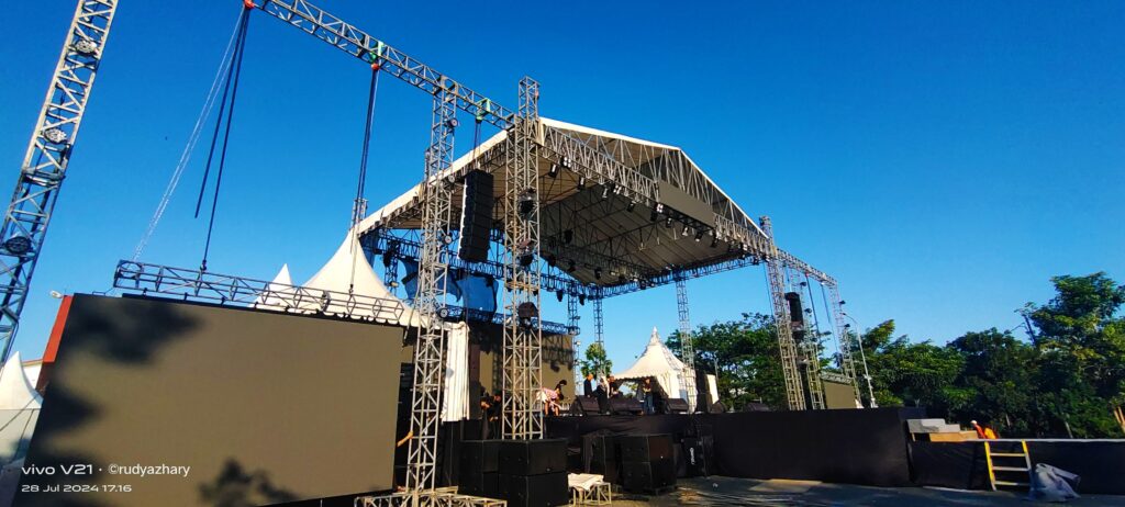 IMG_20240728_171803-1024x462 SEHARI JELANG KONSER UNGU,   LEBIH 3000 TERDAFTAR DI TENDA PENUKARAN TIKET