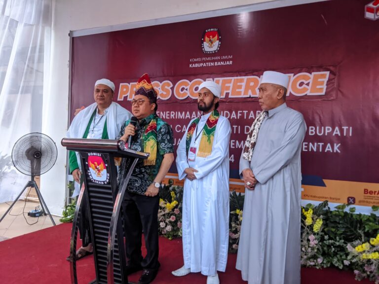 SYAIFULLAH TAMLIHA TARGETKAN PEMBANGUNAN BENDUNGAN RIAM KIWA JIKA TERPILIH BUPATI BANJAR