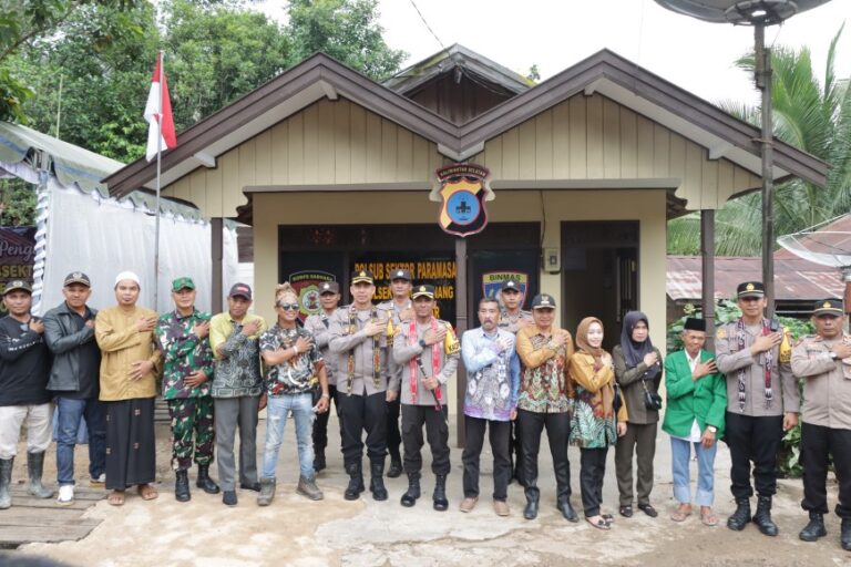 POLSUBSEKTOR PARAMASAN DIRESMIKAN, KAPOLRES BANJAR HARAP BISA BERIKAN PERLINDUNGAN DAN PELAYANAN KEPADA MASYARAKAT