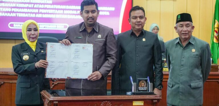 DPRD BANJARBARU SAHKAN 4 RAPERDA, SIMAK APA SAJA