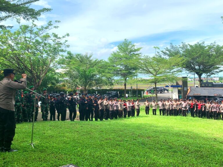 POLRES BANJAR SIAPKAN 250 PERSONEL PADA DEBAT PERDANA CALON BUPATI DAN CALON WAKIL BUPATI BANJAR