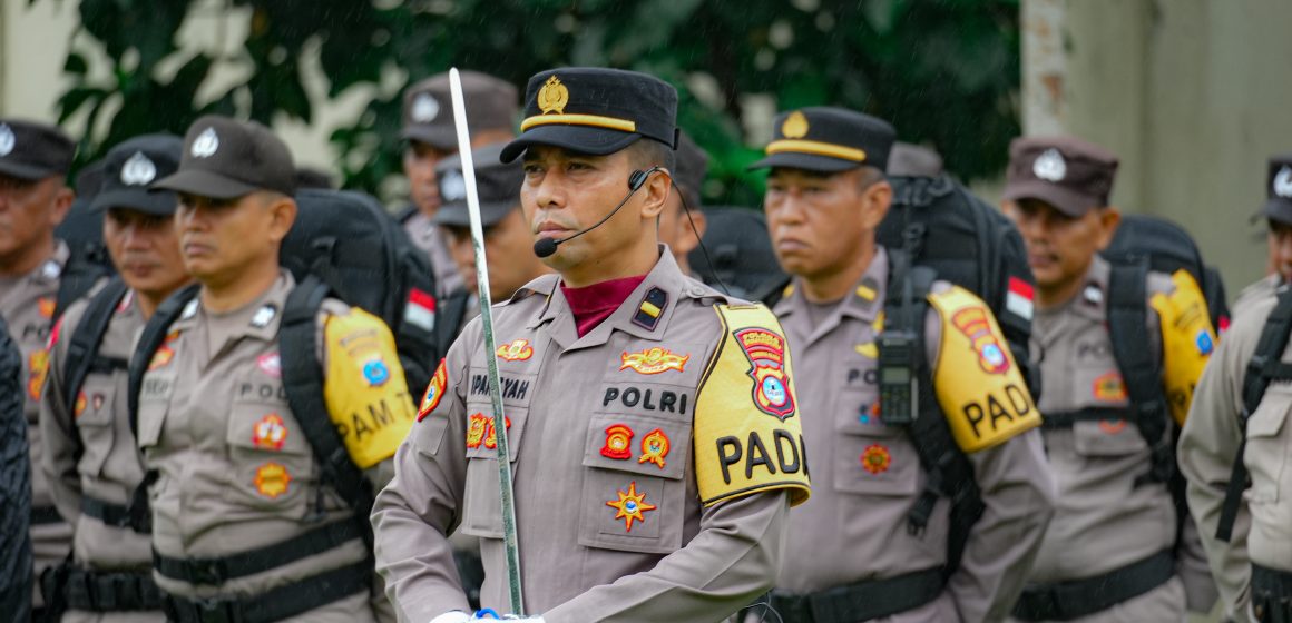 RATUSAN PERSONEL POLRES BANJARBARU SIAP AMANKAN PILKADA