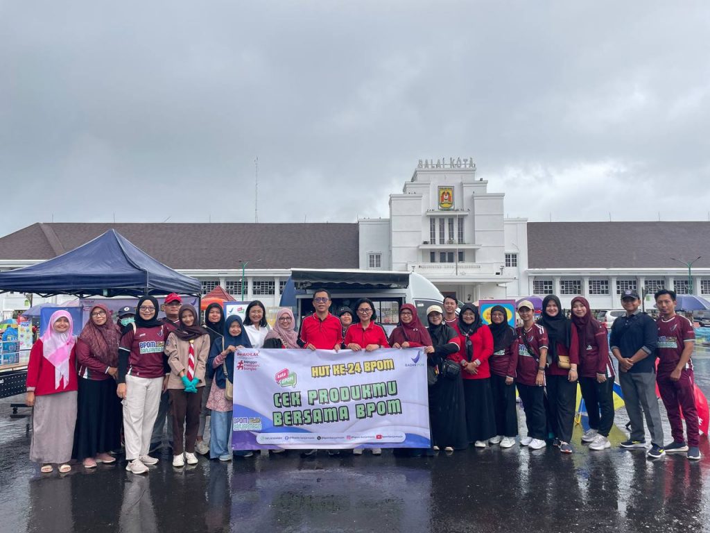 BPPOM BANJARMASIN CEK MAKANAN DI MURDJANI BANJARBARU