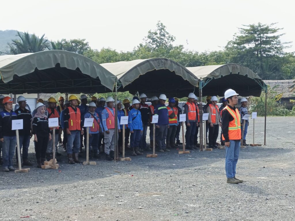 IMG-20250213-WA0013-1024x768 TINGKATKAN KESELAMATAN KERJA DI SEKTOR PERTAMBANGAN, ASOSIASI TAMBANG BATUAN AWANG BANGKAL GELAR APEL BULAN K3 NASIONAL 2025