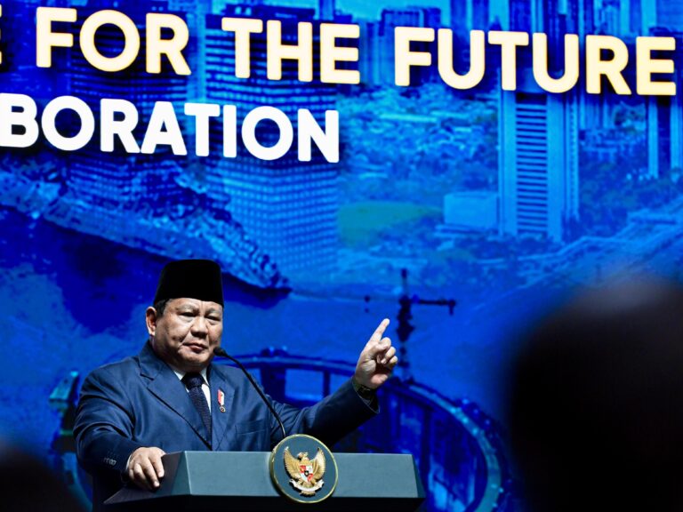 PRESIDEN PRABOWO AJAK SWASTA TERLIBAT DALAM PEMBANGUNAN INFRASTRUKTUR