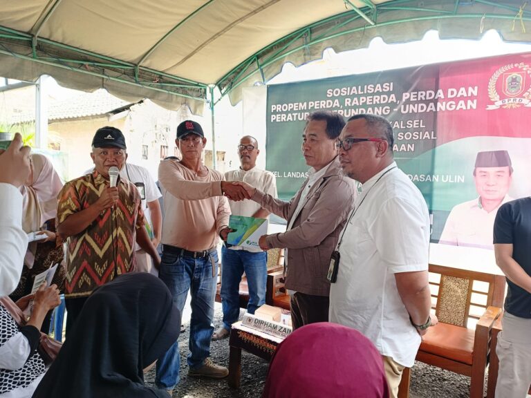 SOSIALISASI RAPERDA KETENAGAKERJAAN, ANGGOTA DPRD KALSEL DIRHAM ZAIN PASTIKAN PERLINDUNGAN KERJA LEBIH MERATA