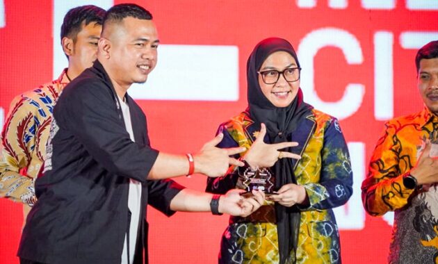 WALI KOTA BANJARBARU PAPARKAN KONSEP AERO CITY DI AJANG ICCF 2025, DAPAT APRESIASI NASIONAL