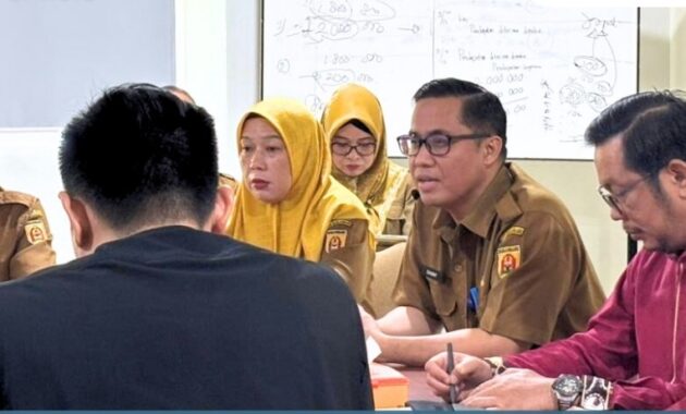 RSD IDAMAN BANJARBARU TERIMA KUNJUNGAN DARI DPRD TABALONG