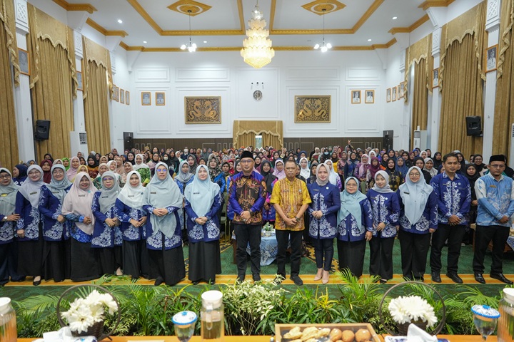 MCB09170 EDIT